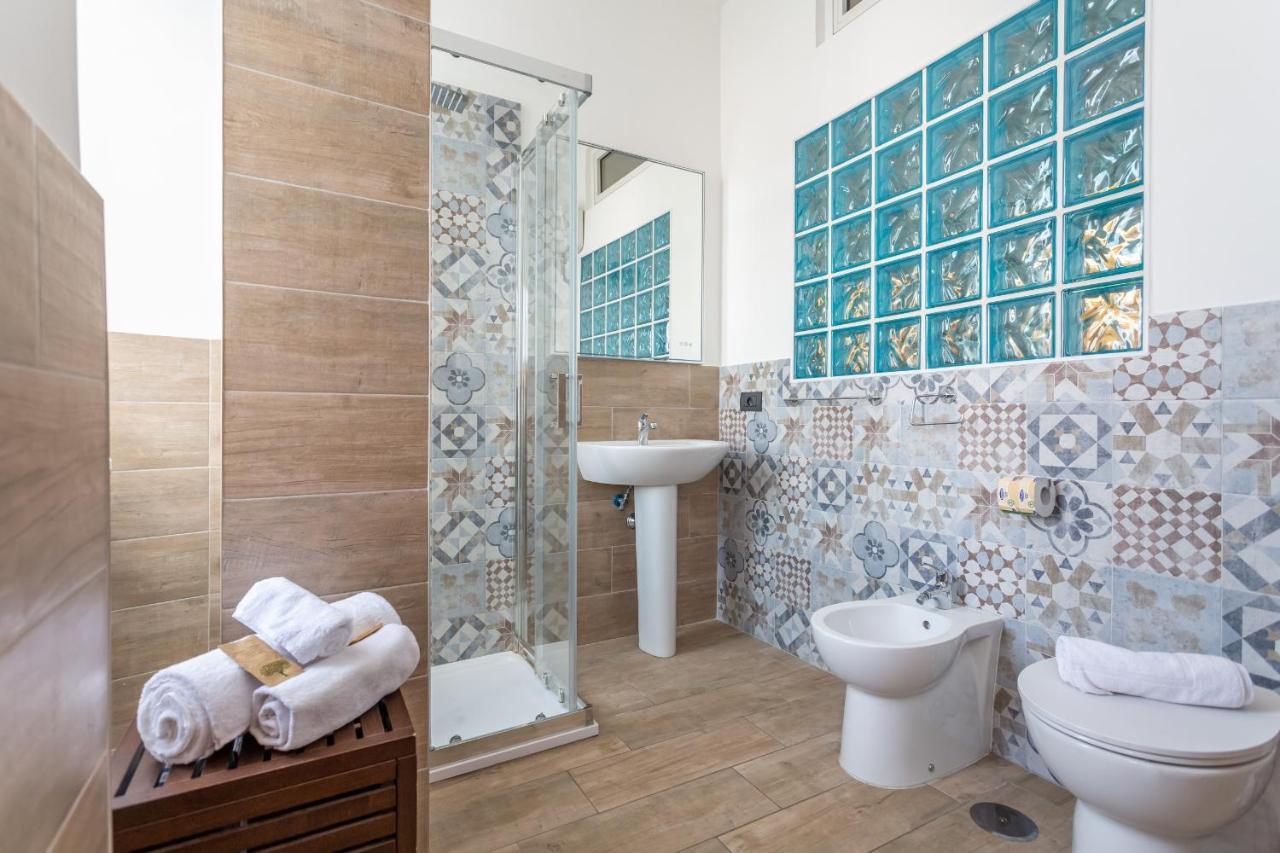 Modern 2bdr Vibrant Prati Neighborhood * Rom